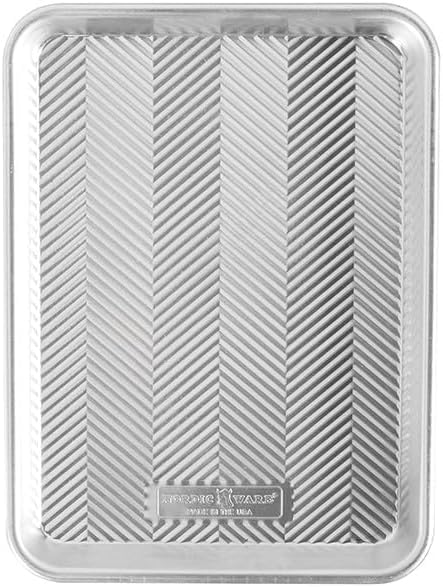 Nordic Ware Prism 13" X 18" High-Sided Sheet Cake Pan, 1 Pack