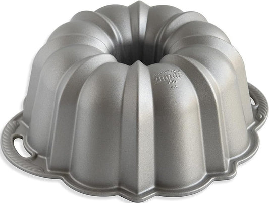 Nordic Ware Anniversary Bundt, 15 Cup, Silver