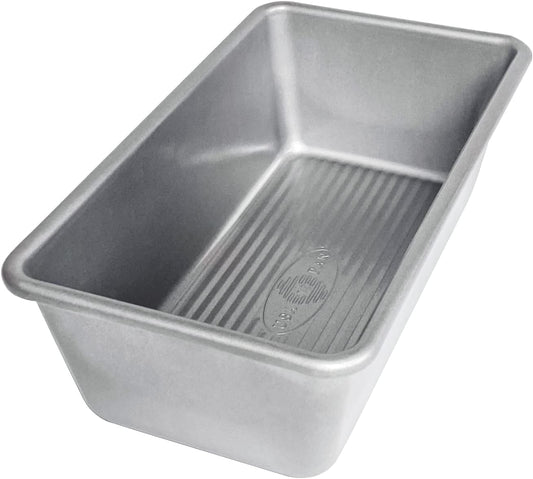 USA Pan Bakeware Seamless Nonstick Standard Bread Loaf Pan, 8 x 4.5 x 2.75