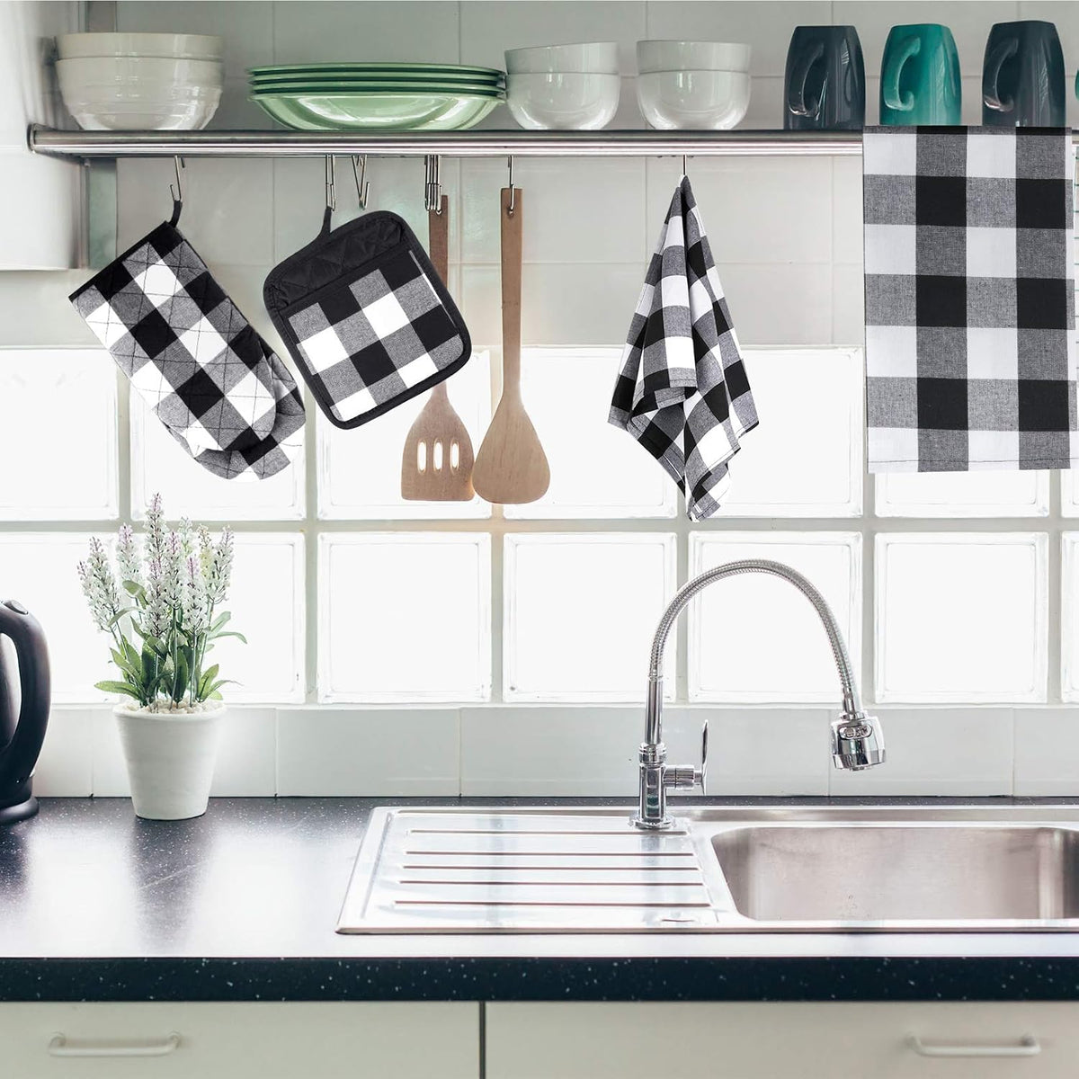Patelai 7 Pieces Buffalo Check Dish Towels Pot Holders Oven Mitts Set